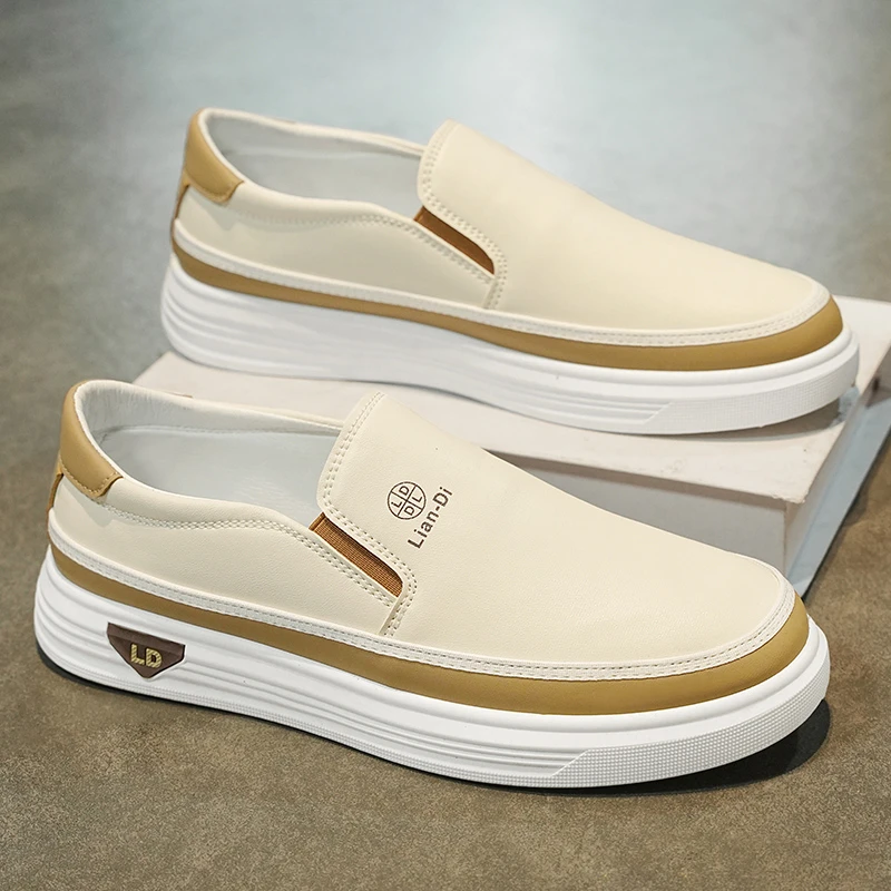 男鞋春季新款大码透气防臭软底休闲板鞋青少年百搭一脚蹬懒人潮鞋