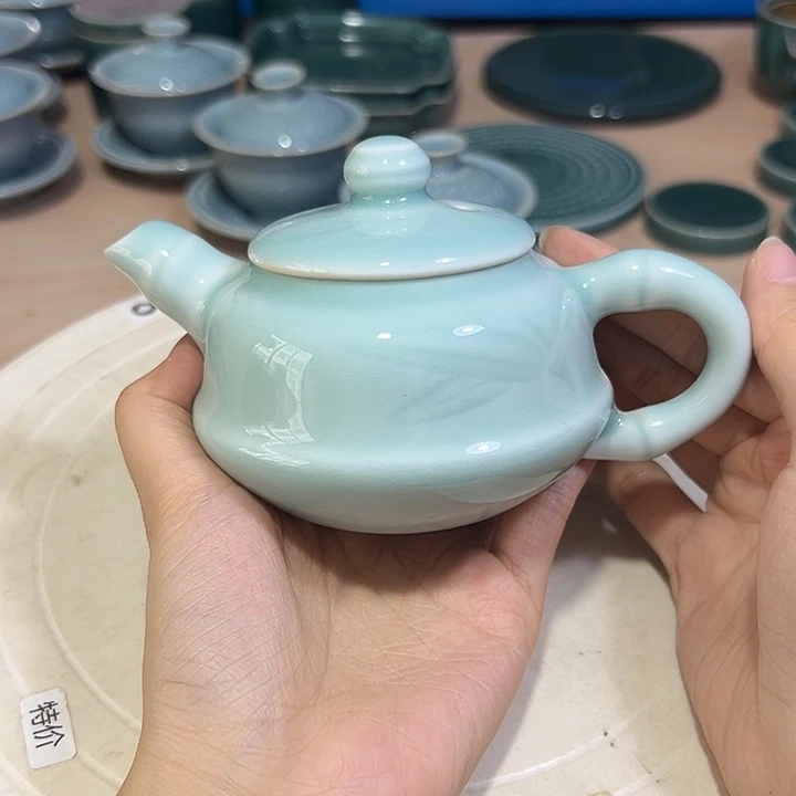 龙泉云间青瓷小米茶器