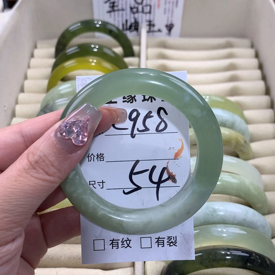 【闪购商品】未镶嵌蛇纹石玉手镯