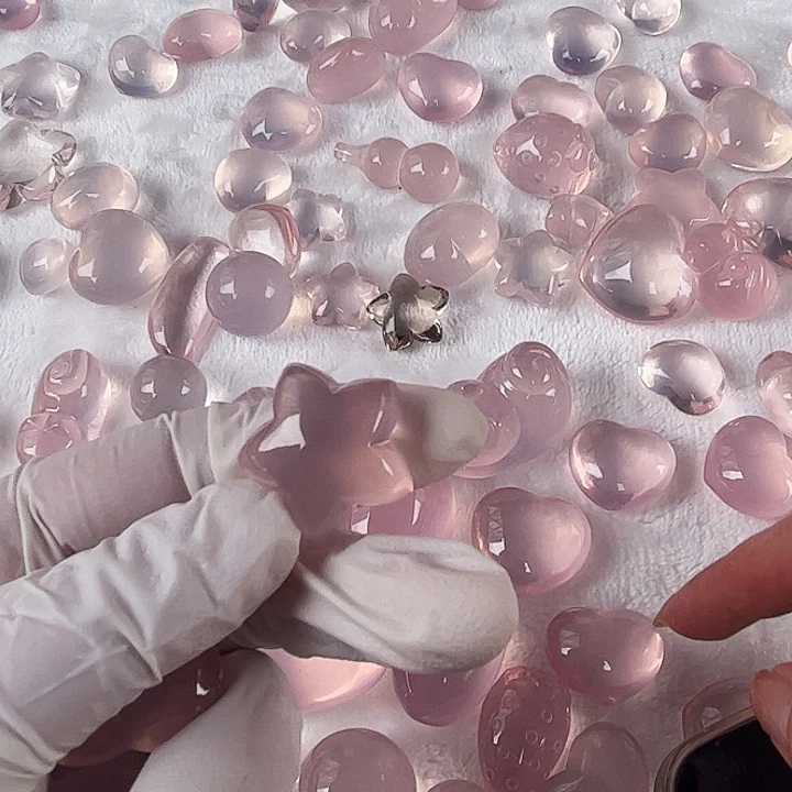 噜****未镶嵌颈饰水晶水晶