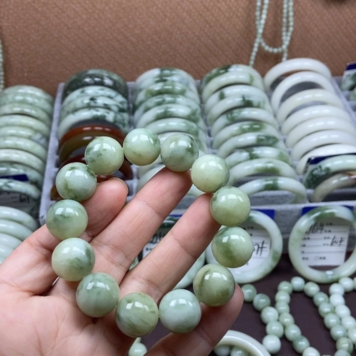 蛇纹石玉未镶嵌手链