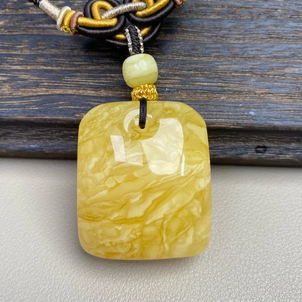 15.3克36.4×30.6×17.9俄料浓蜡虎皮妖花蜜蜡无事牌千层方牌平安扣