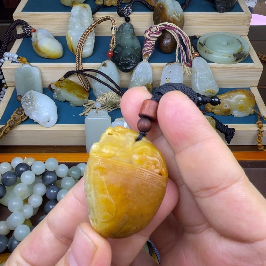 风***前套链未镶嵌和田玉