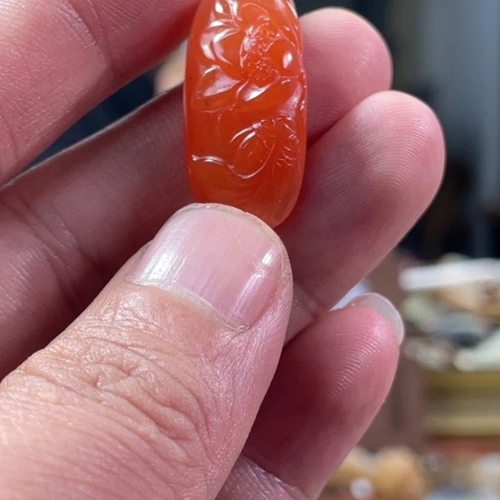 颈饰未镶嵌南红玛瑙