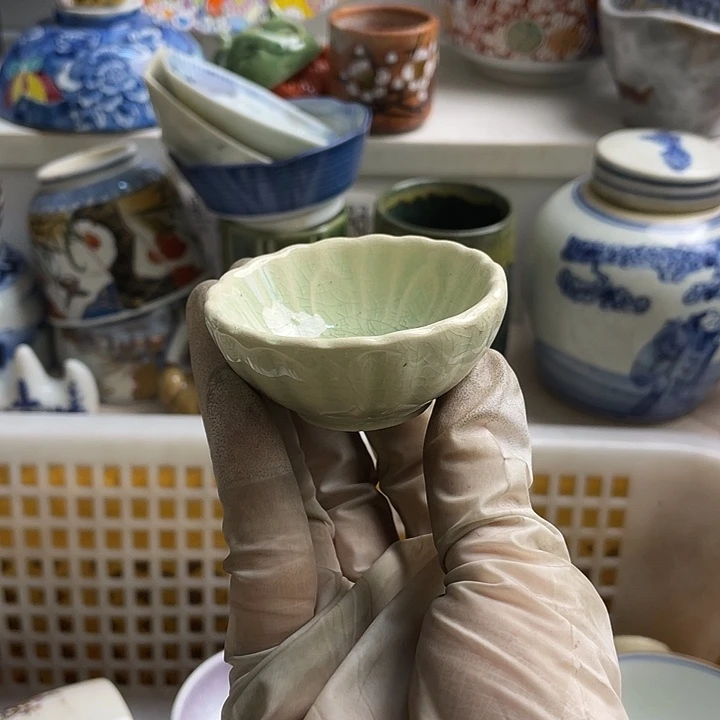 瓷片“***的哈哈哈我要去买衣服