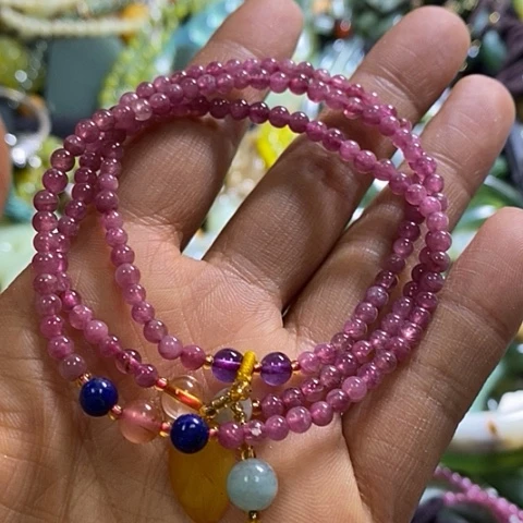 碧玺颈饰未镶嵌一个