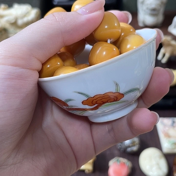 蓝***7瓷片精致雕刻工艺品