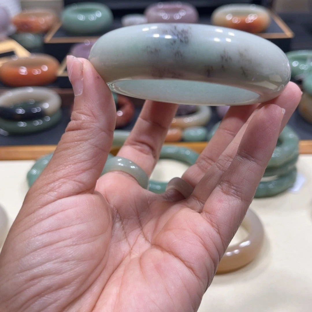 未镶嵌手镯石英岩玉原*清