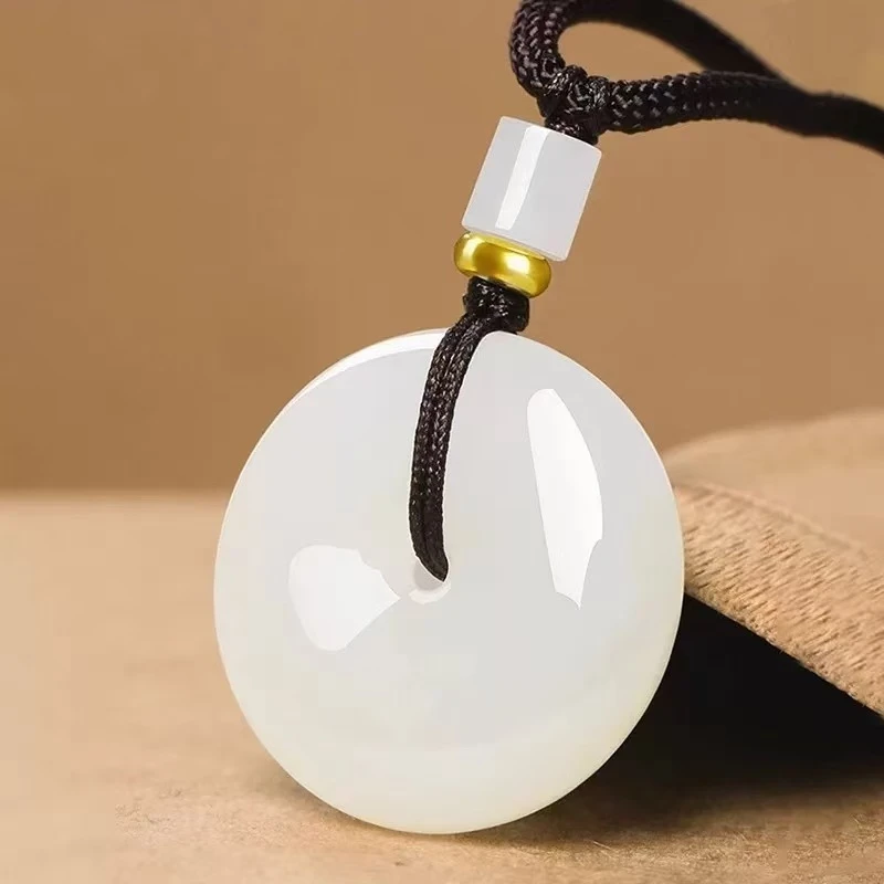 和田玉平安扣吊坠挂绳项链男女款百搭简约玉石挂件