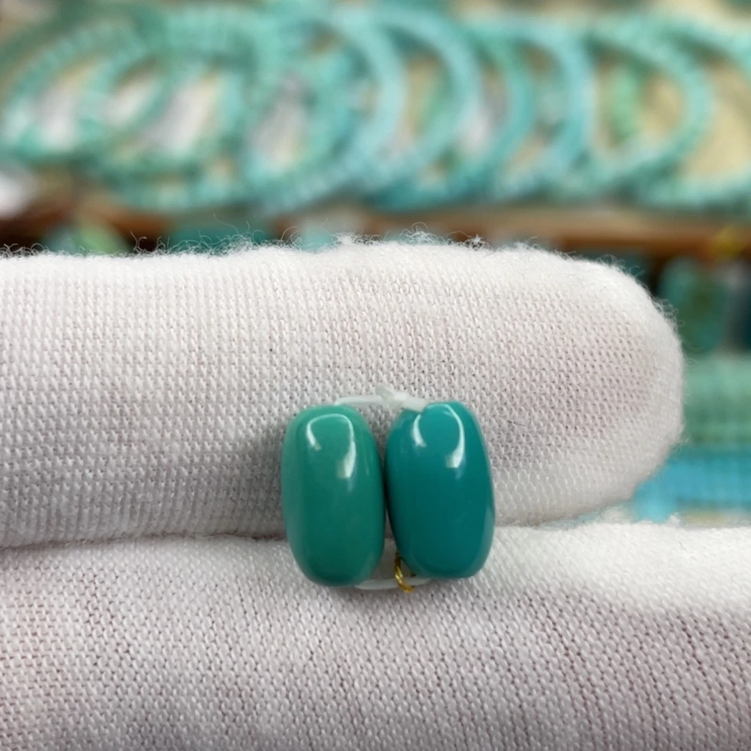 绿松石未镶嵌挂件