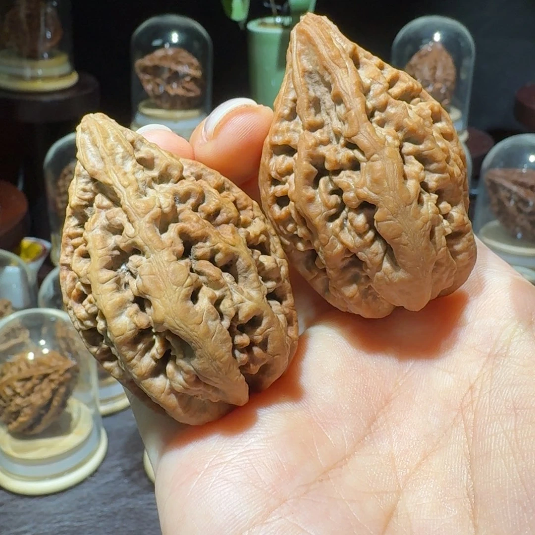 把件文玩核桃凤冠塔