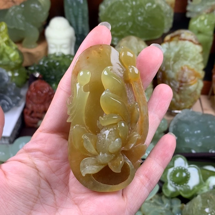 未镶嵌岫玉手把件
