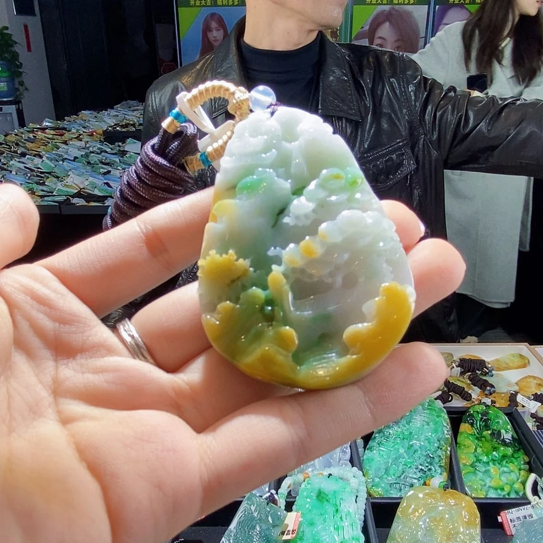 颈饰未镶嵌翡翠翡翠