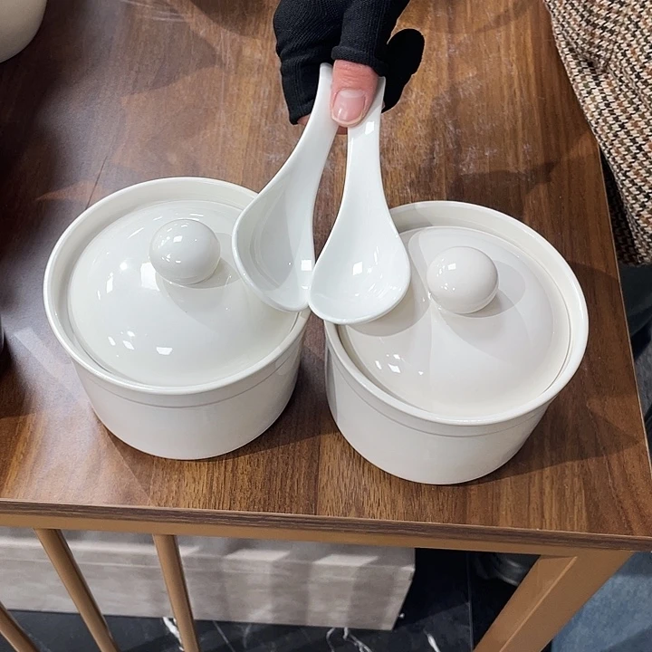白瓷餐盘餐盘餐盘