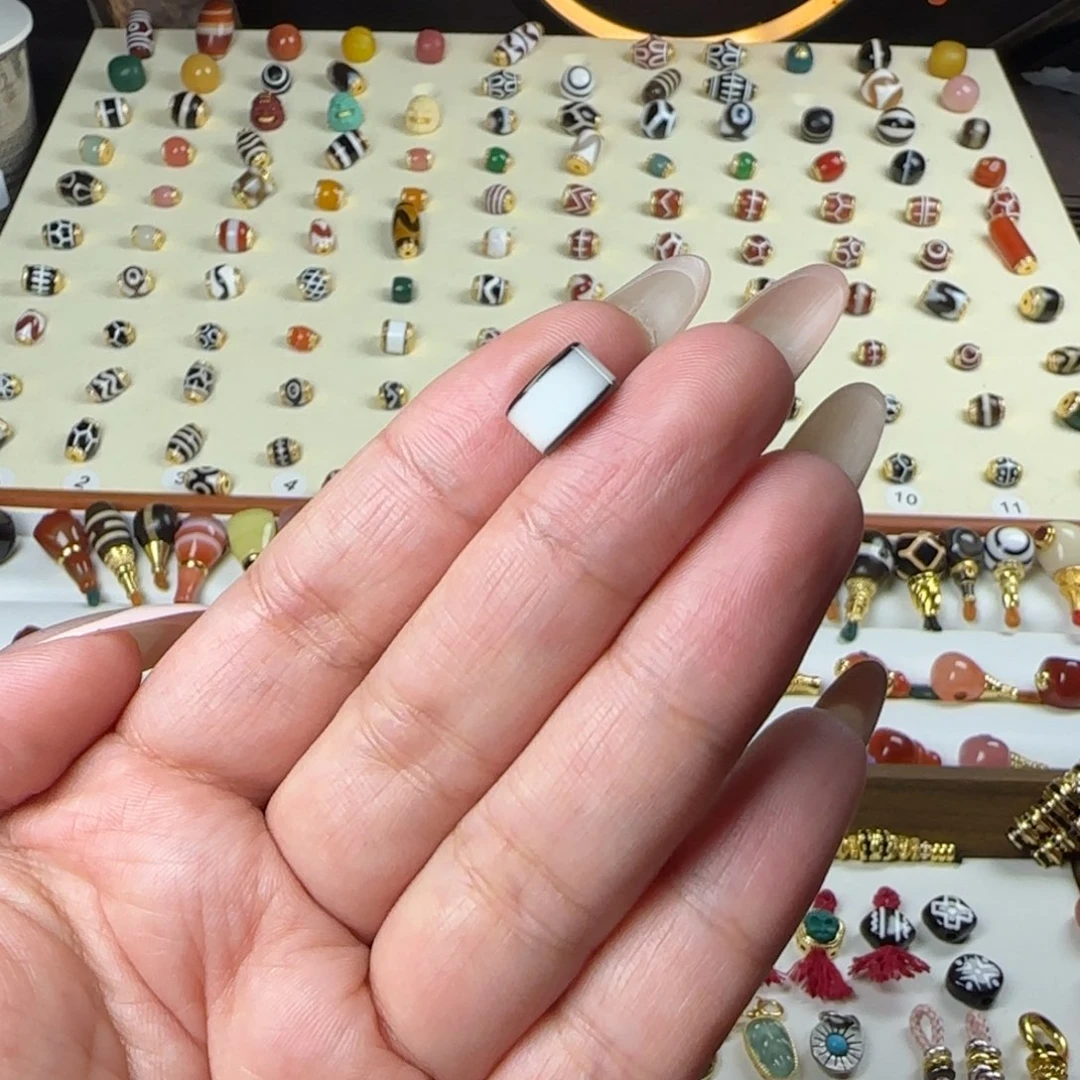 L***g玛瑙/玉髓未镶嵌单珠顶珠配珠搭配