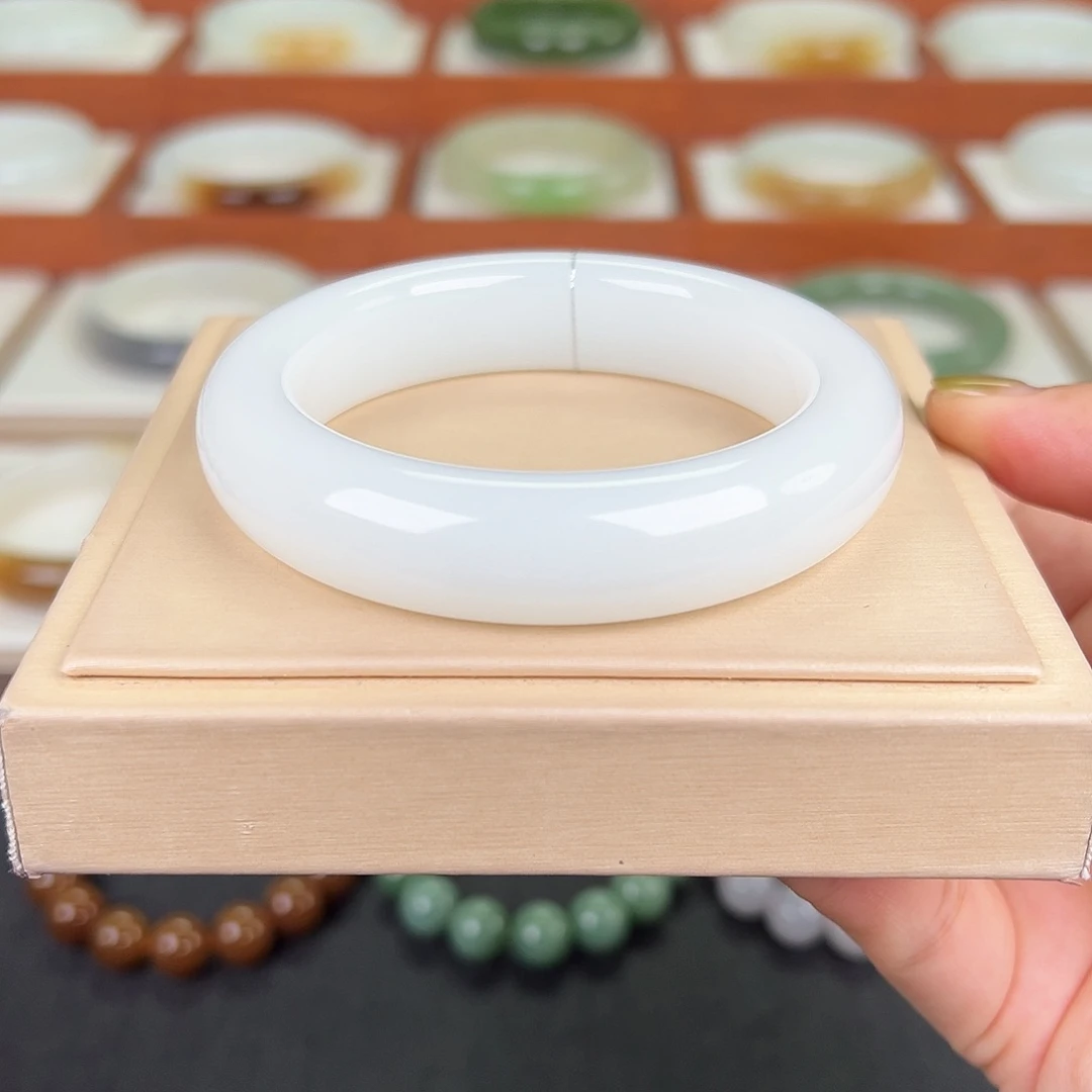 和田玉手镯未镶嵌和田玉白玉手镯