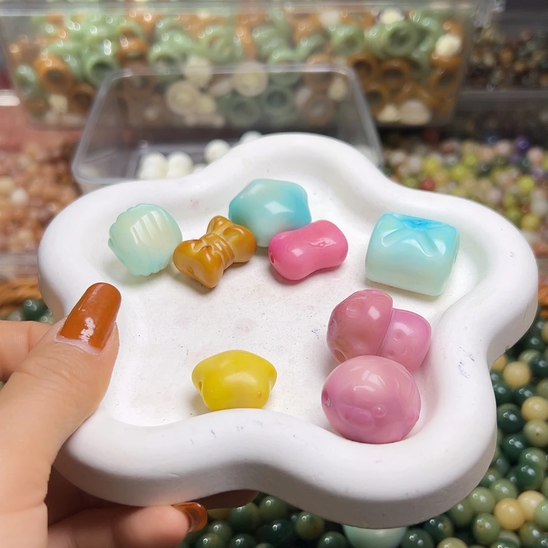 菩提根/象牙果吊坠?****?瑕疵多彩混8颗有裂有坏