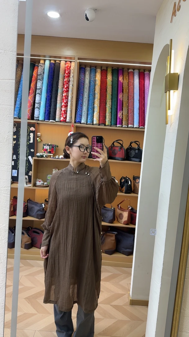 S062宽松长款衬衫