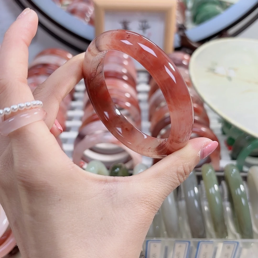 石英质玉手镯未镶嵌红**殇