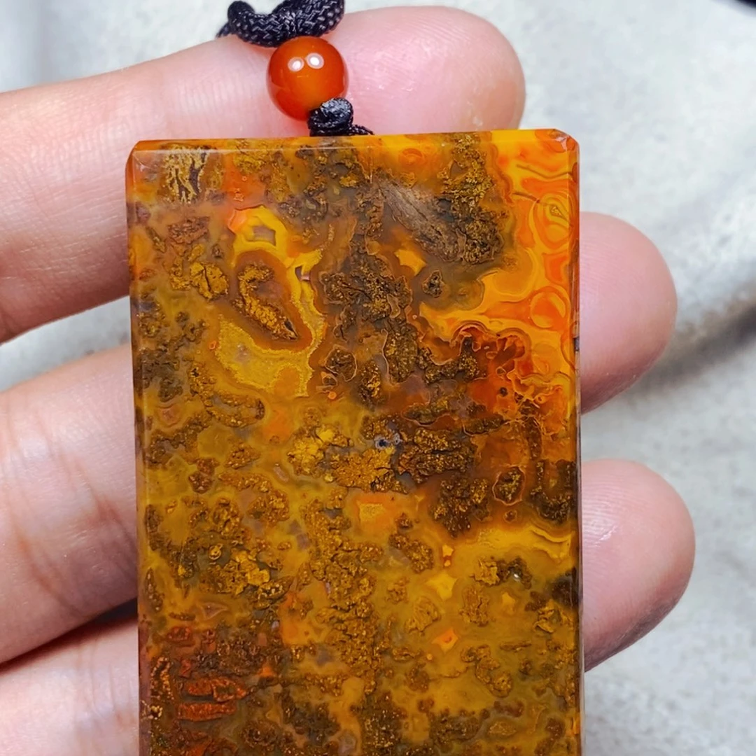 未镶嵌吊坠(不含链)玛瑙/玉髓?****?