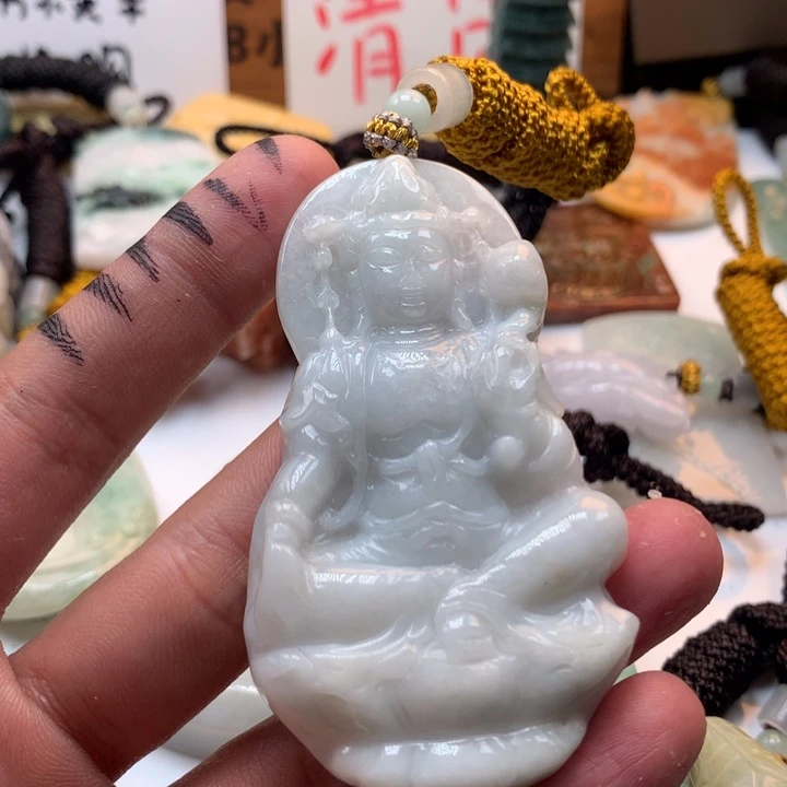 翡翠未镶嵌颈饰保真天然a货翡翠
