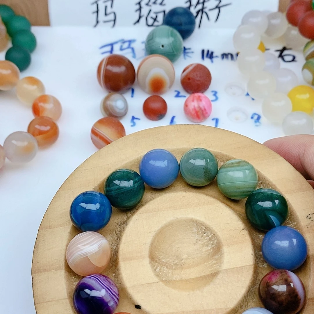 合金颈饰玛瑙/玉髓阿*