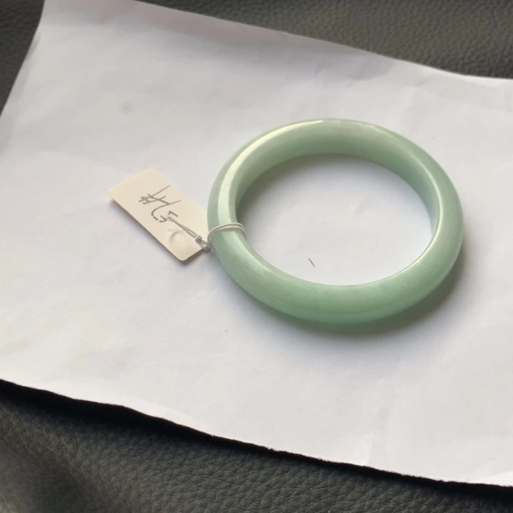 翡翠未镶嵌手镯翡翠手镯