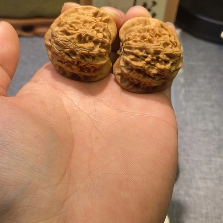 木***晟文玩核桃吊坠bbbb