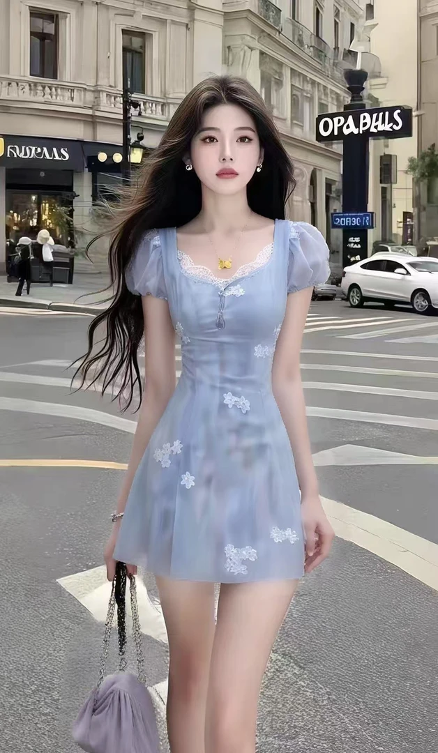 2025夏季新款法式温柔少女风蓝色低领短袖收腰连衣裙女氛围感短裙