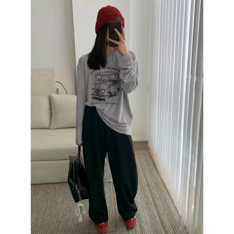 XIAOPAI-「暖fufu小熊」2024冬季休闲宽松百搭保暖时尚女T恤HT-323