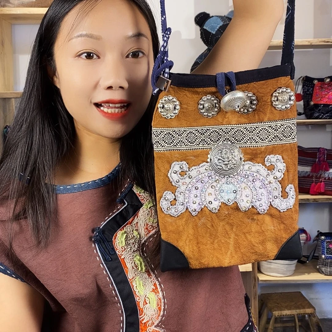 织绣手工制作工艺包包