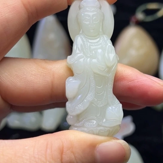 和田玉未镶嵌吊坠(不含链)和田玉