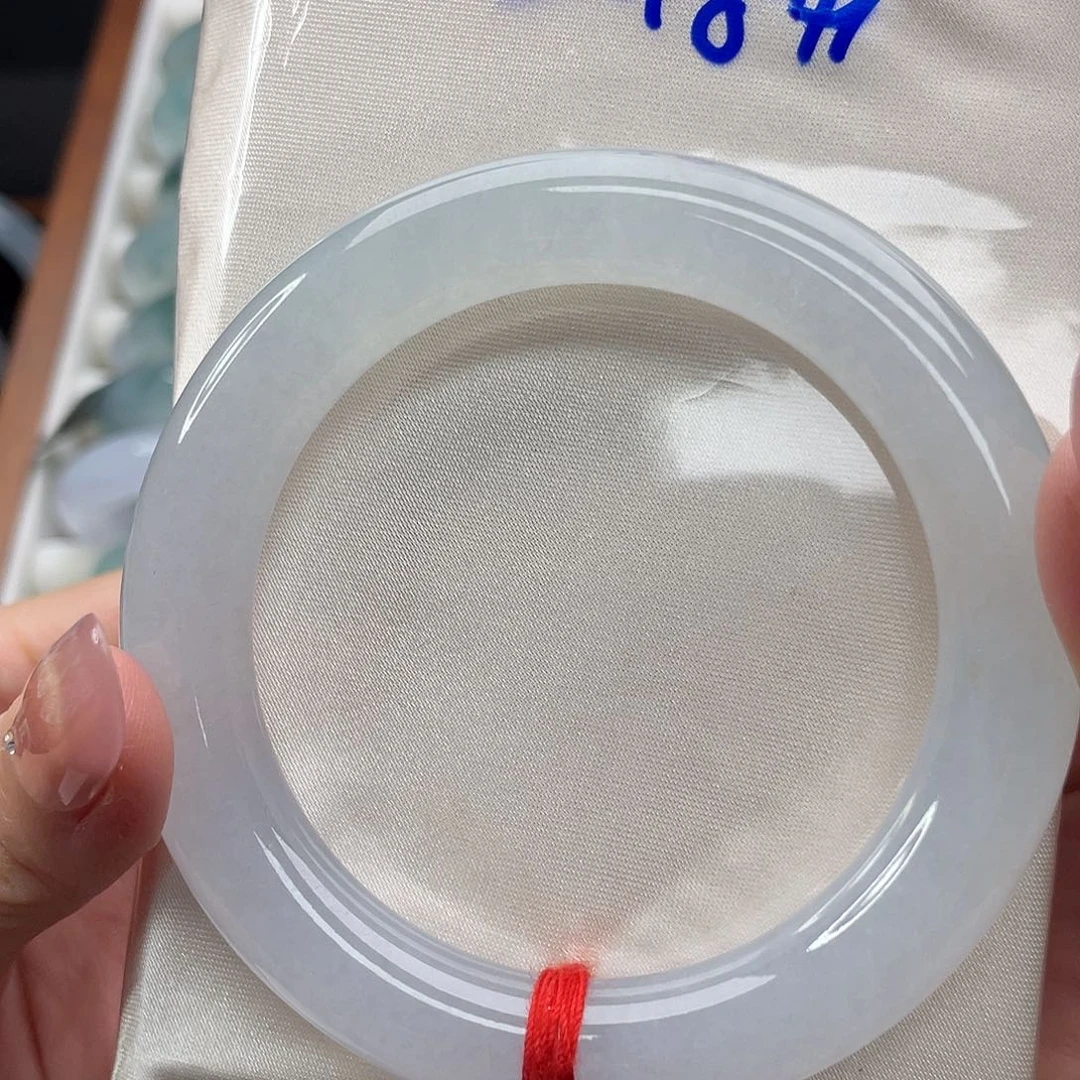 翡翠未镶嵌手镯56白冰