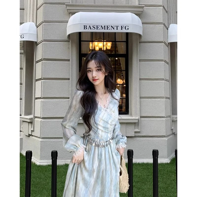 茶歇法式温柔风连衣裙女2024年春季新款收腰显瘦超仙气质森系长裙