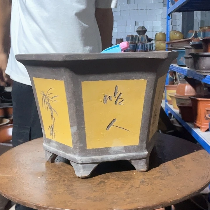 32黄色六方花盆花盆