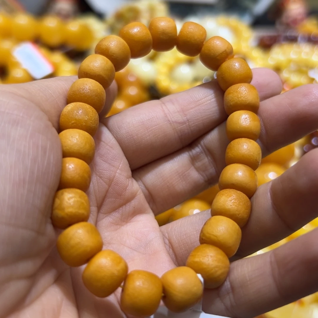 未镶嵌琥珀珠宝奇石