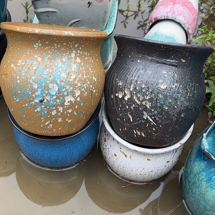 紫砂花盆口14高14。。。。。。。。。。。。