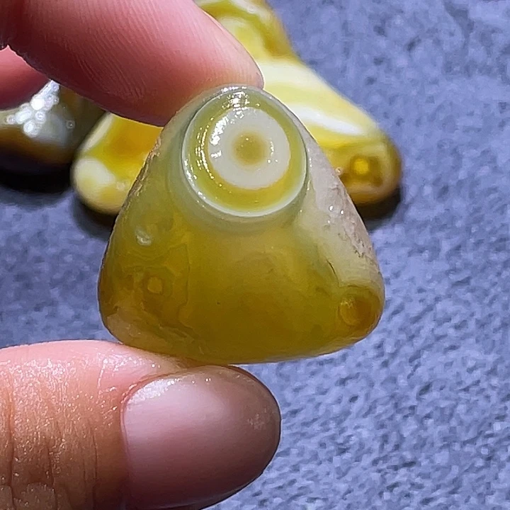未镶嵌玛瑙/玉髓珠宝奇石