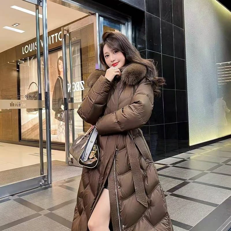 90白鹅绒长款修身保暖显瘦羽绒服女ERF2402