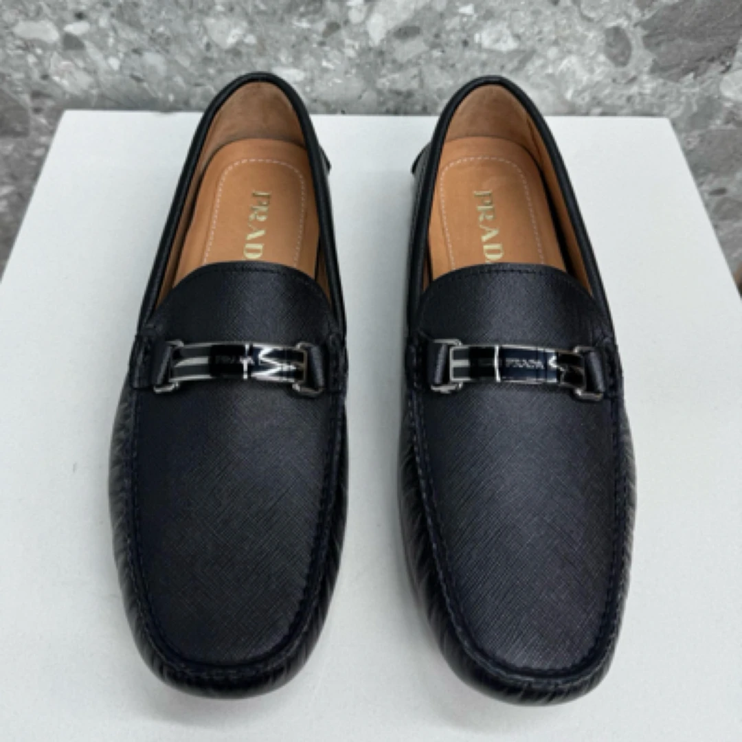 未使用 Prada/普拉达 134070 十字纹牛皮驾车鞋乐福鞋