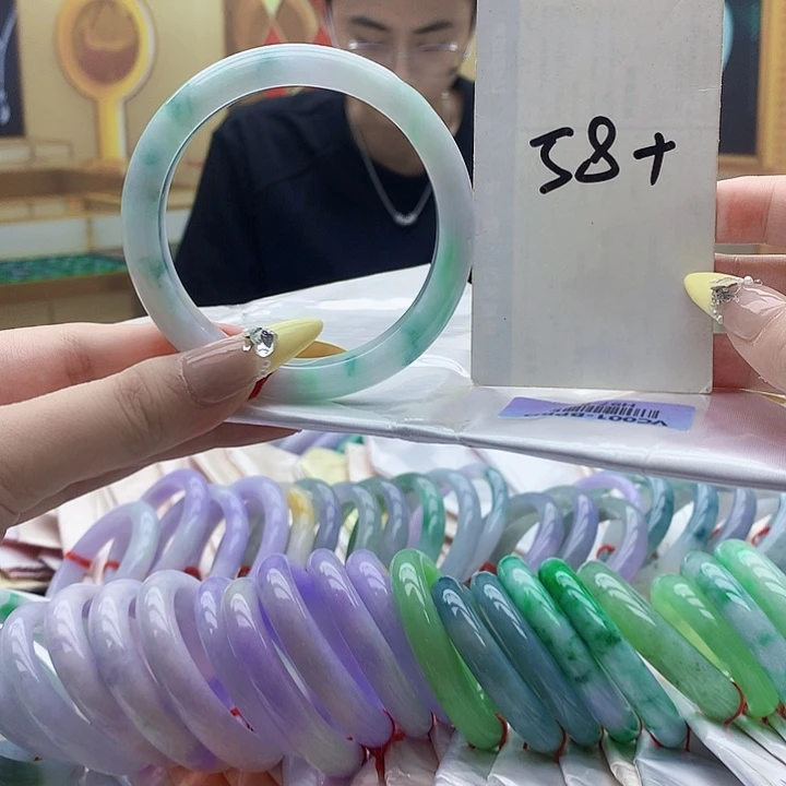 未镶嵌手镯翡翠nn