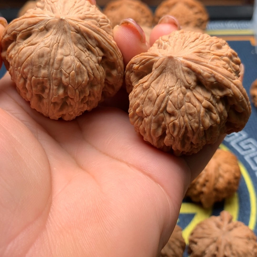 【闪购商品】把件文玩核桃用****2泥鳅45