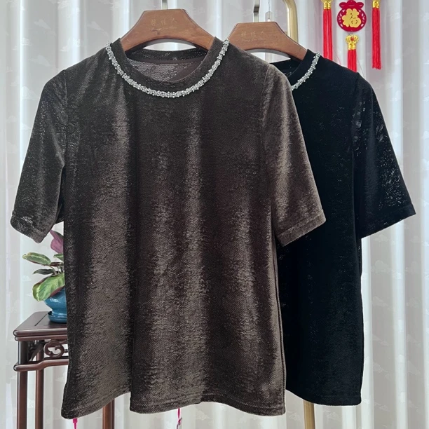 胖人坊植绒钻饰圆领衫4560 衣长67