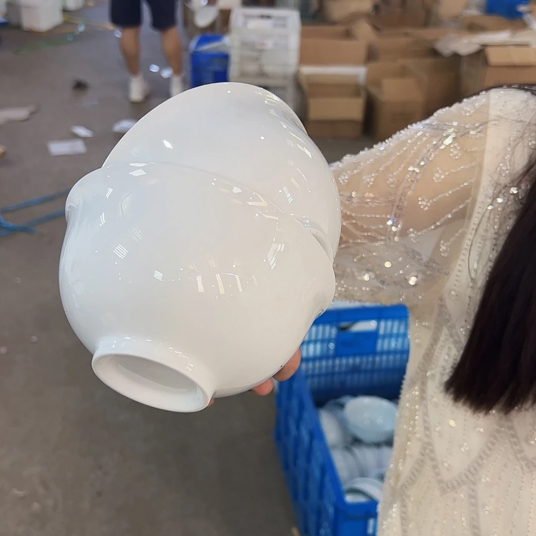 瓷片口径15.3厘米高度8