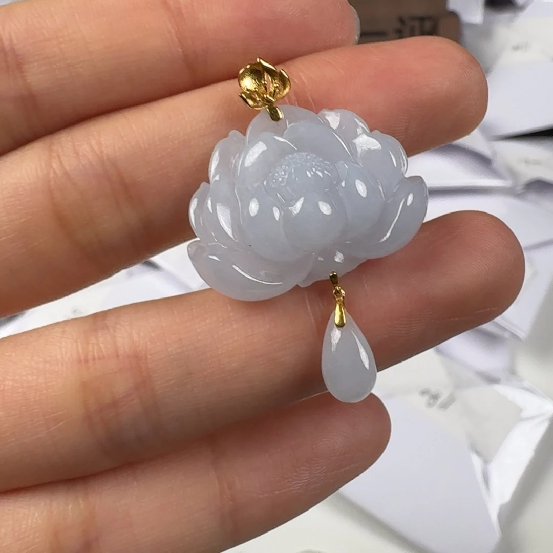 翡翠18K金镶嵌颈饰11