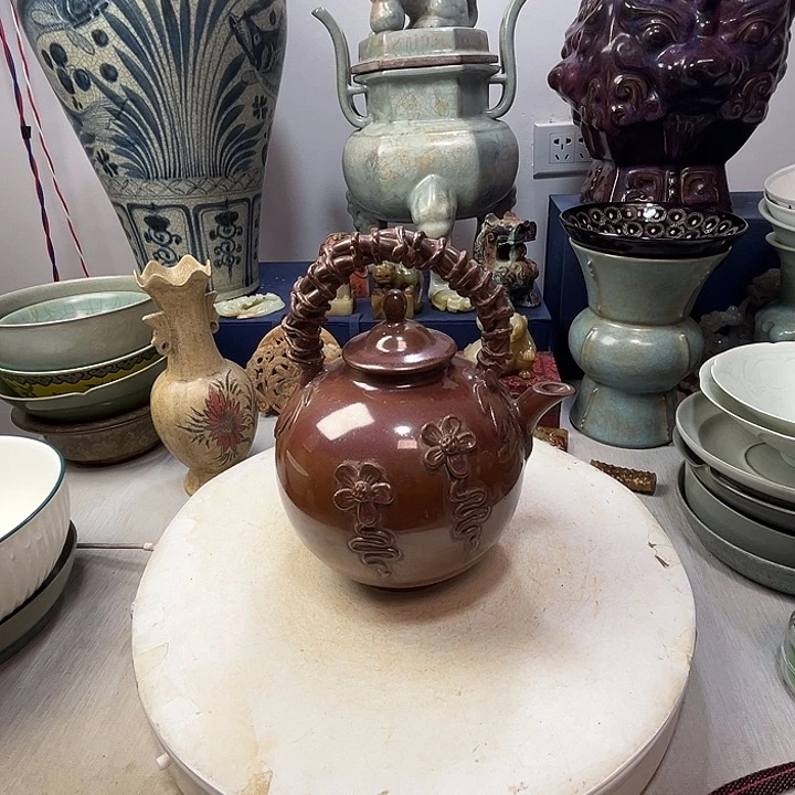 V***K摆件定窑提梁壶瓷器摆件1