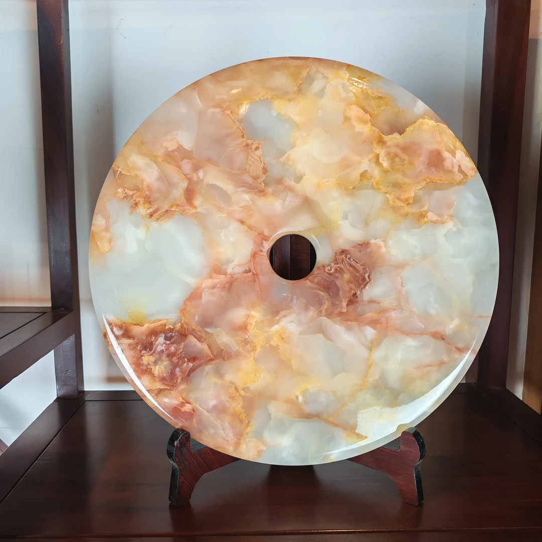 玉石和平扣（直经30公分）、纯手工制作