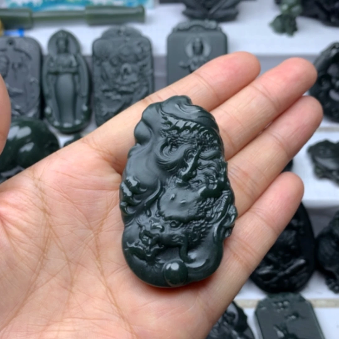 【闪购商品】颈饰未镶嵌和田玉双面雕刻