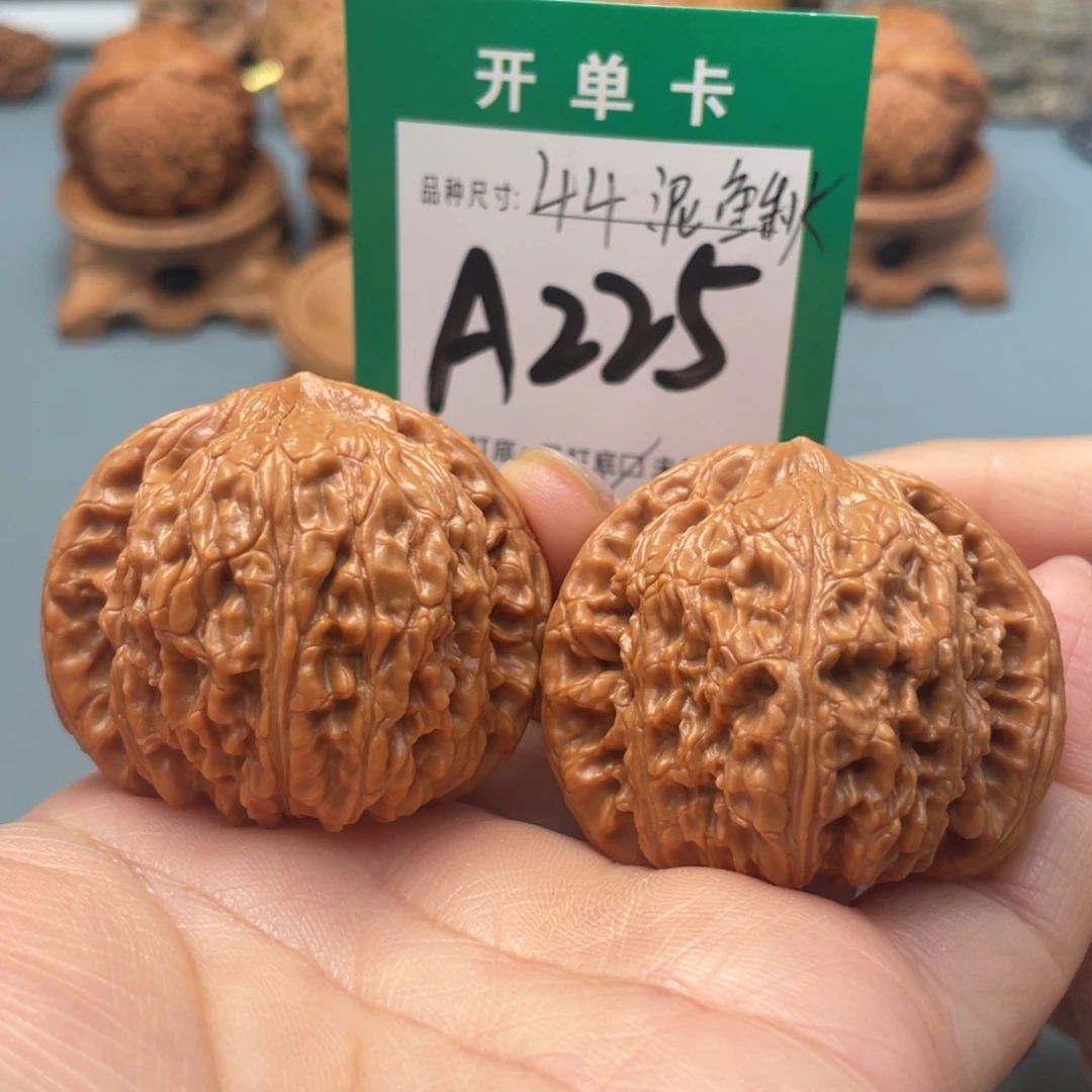 吊坠桃核文玩核桃