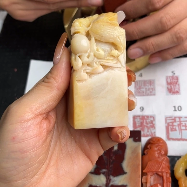 A***1寿山石印石现场纯手工制作工艺精美